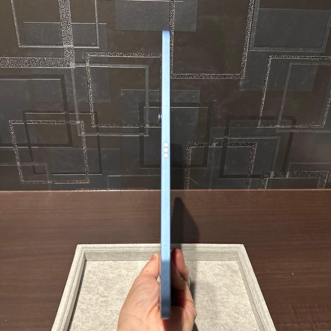 iPad (第10世代)Wi-Fiモデル　64GB ブルー