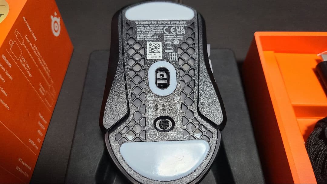 SteelSeries Aerox 9 Wireless ゲーミングマウス