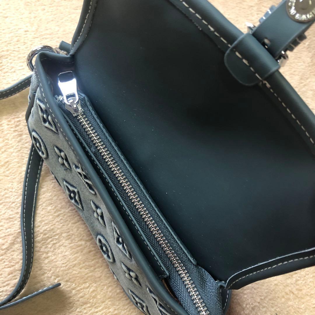 LV グレー デニムショルダーバッグ
