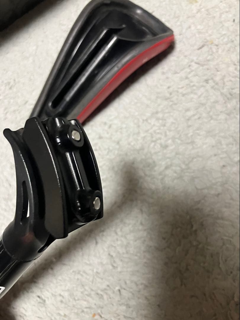 Gipsy ランバイク　可変ミニサドル　カーボンシートポスト付