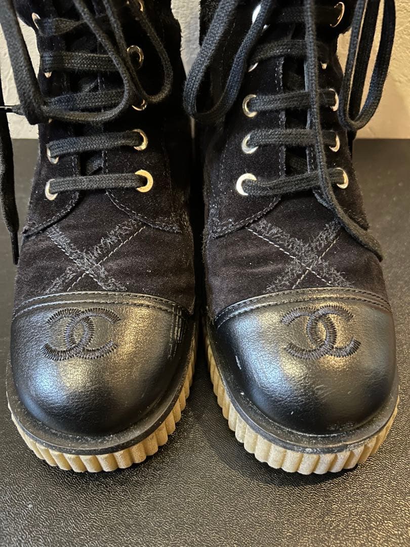 Chanel レースアップブーツ　36サイズ