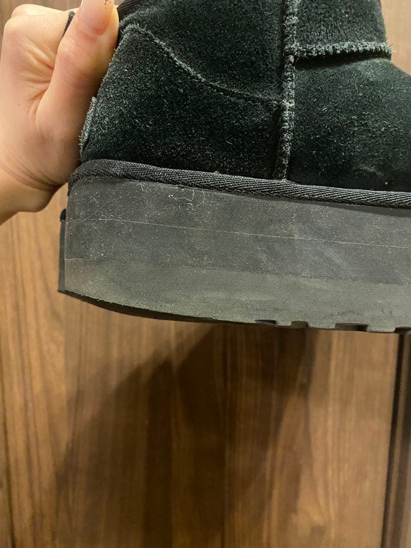 UGG CLASSIC ULTRA MINI PLATFORM ブラック　25