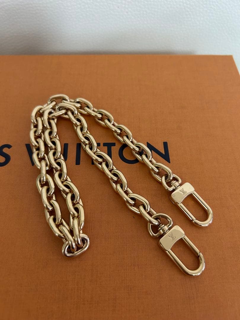 ⭐︎極美品⭐︎Louis Vuitton ユーティリティクロスボディバック