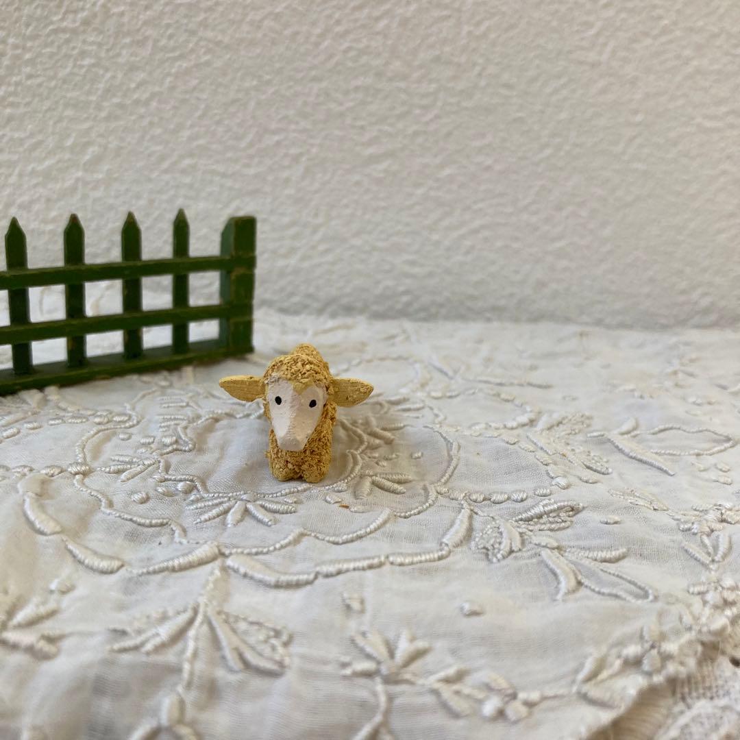 WF23ドイツアンティークザイフェン木製 ひつじ×2 羊飼い　柵　建物5点セット