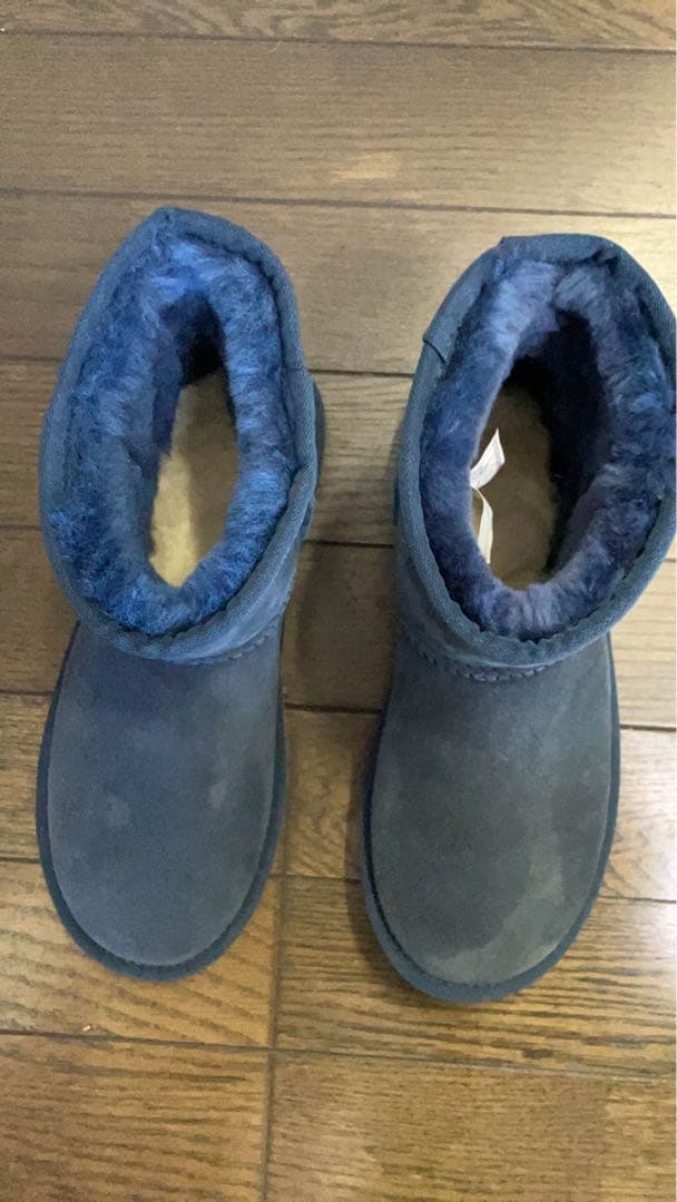 アグ、ムートンブーツ　クラッシックミニ 24センチ