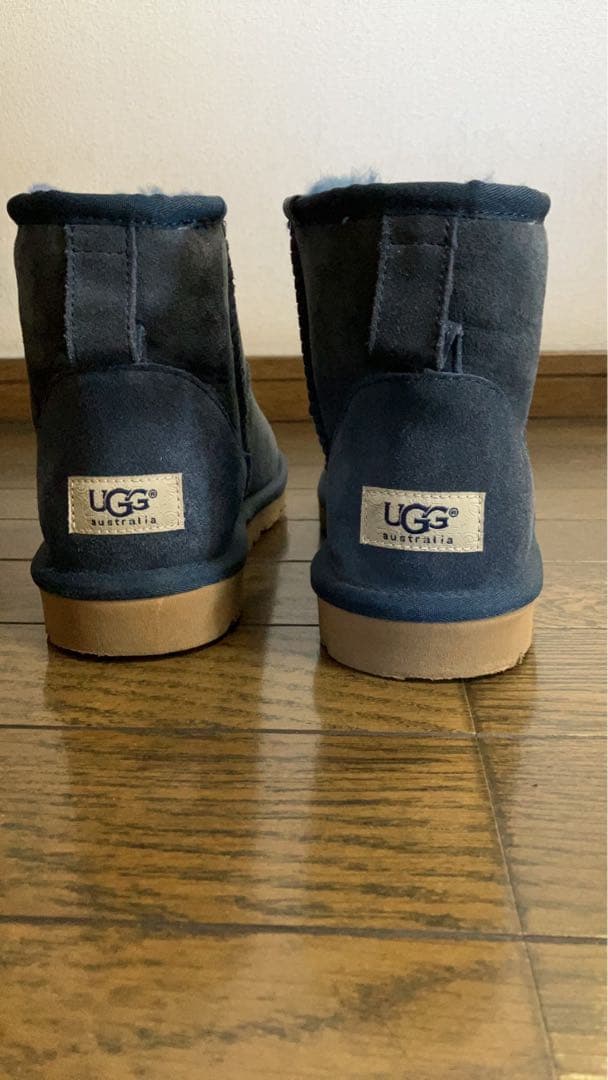 アグ、ムートンブーツ　クラッシックミニ 24センチ