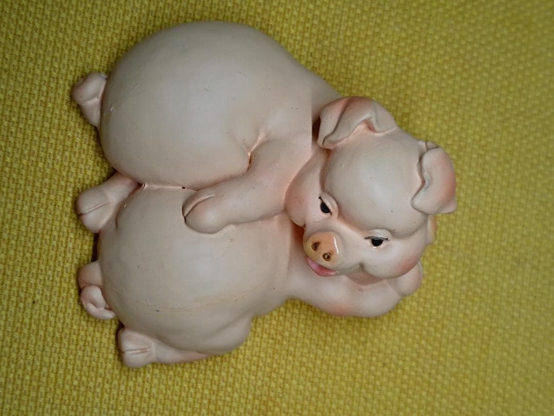 ブタ　豚　子豚　陶器　オブジェ　置物　インテリア　工芸品　美術品　A1710