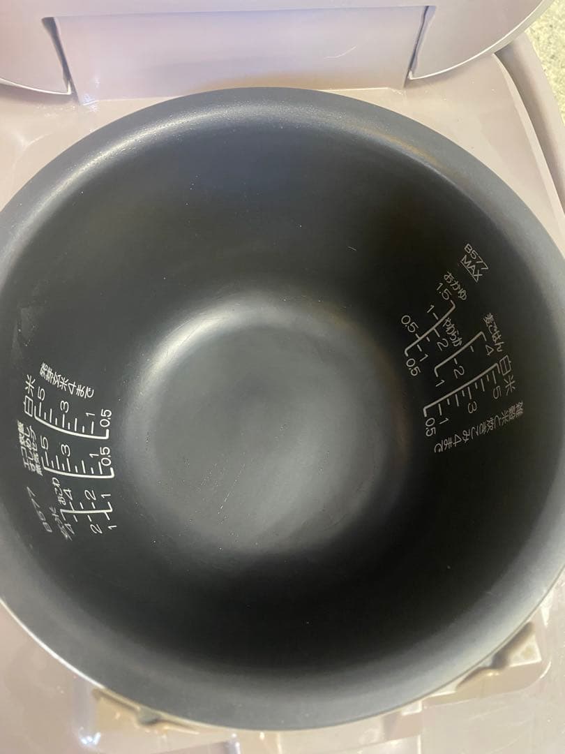 2021年製　炊飯器 象印 炎舞炊き NW-PT10