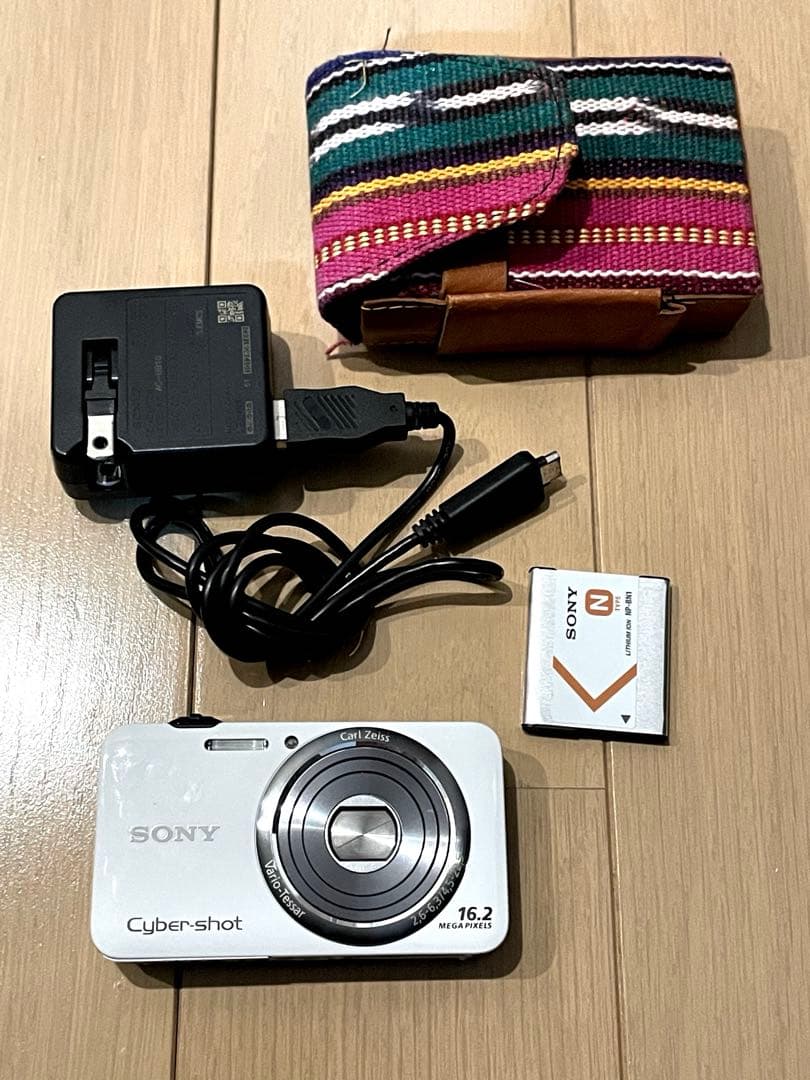 SONY Cyber-shot DSC-WX7　ホワイト