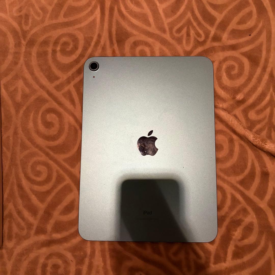 iPad(第10世代) 保証&付属品付き Wi-Fi 64GB