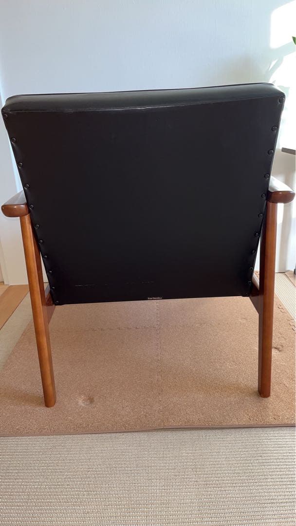 【定番人気】カリモクKチェア 1シーター ブラック レザー アームチェア