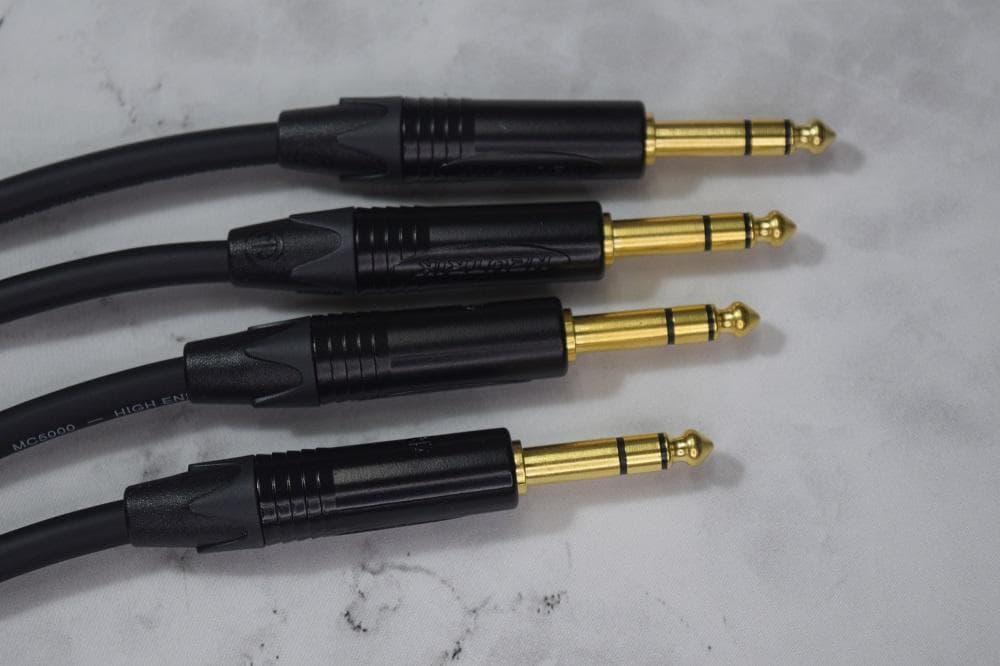 ■ KLOTZ MC5000 + RCA-TRSケーブル 20cm×4本