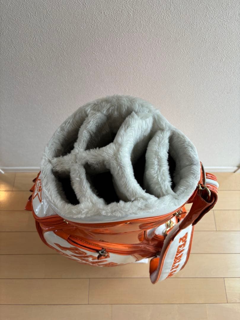 PEARLY GATES キャディバッグ と同色のヘッドカバーのセット