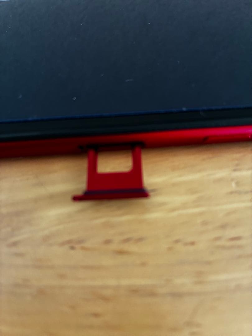 Apple iPhone SE (第2世代) PRODUCT(RED) 本体