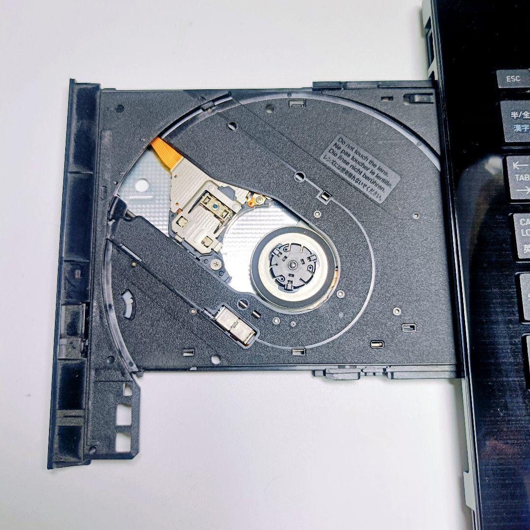 超大容量1TB‼️YouTube✨薄型✨カメラ付黒ブラックノートパソコン✨設定済