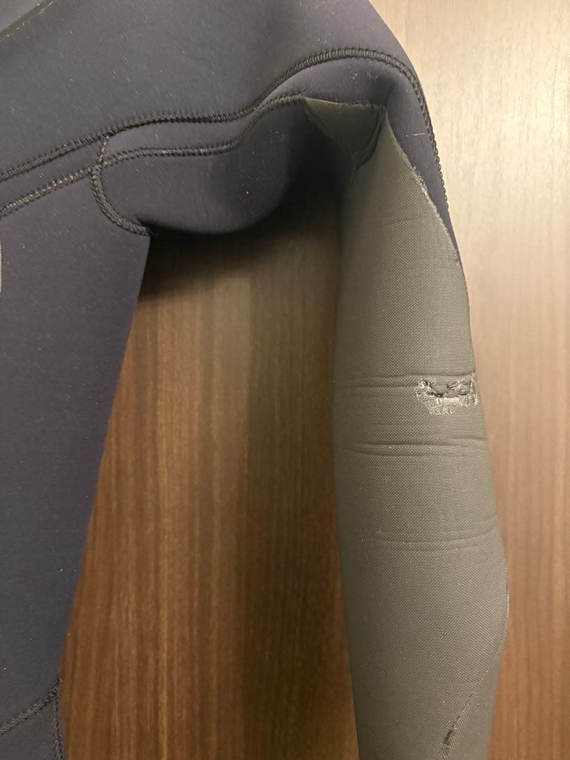 セールBILLABONG セミドライフル5mm x 3mm レディースM