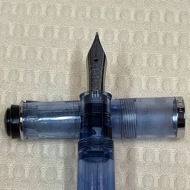 ペリカン 万年筆 クラシック M205 デモンストレーター ブルー＆ボトルインク