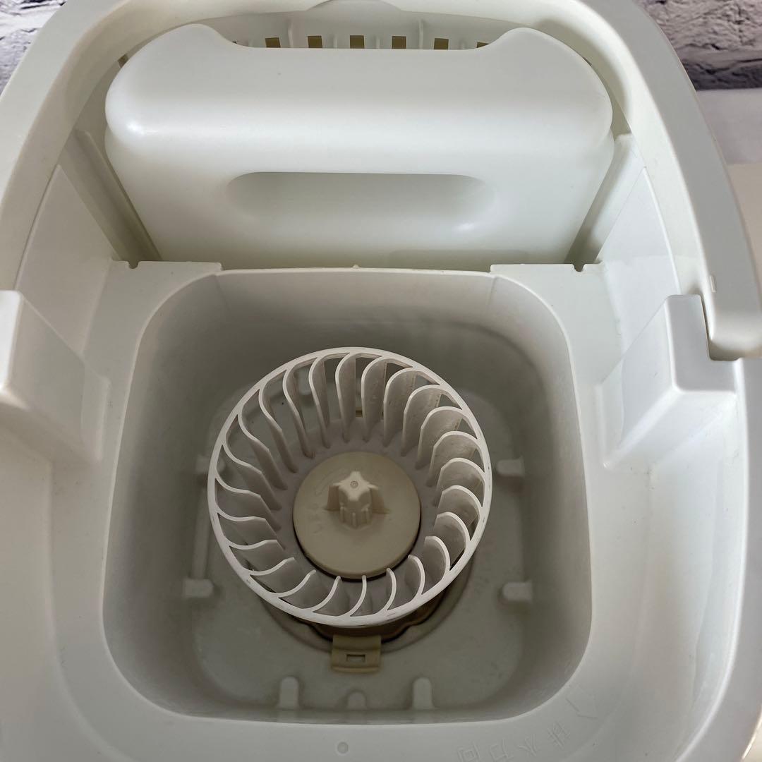 コロナ　ナノリフレ　CNR-400B 美顔器　置き型加湿器消臭　ホワイト