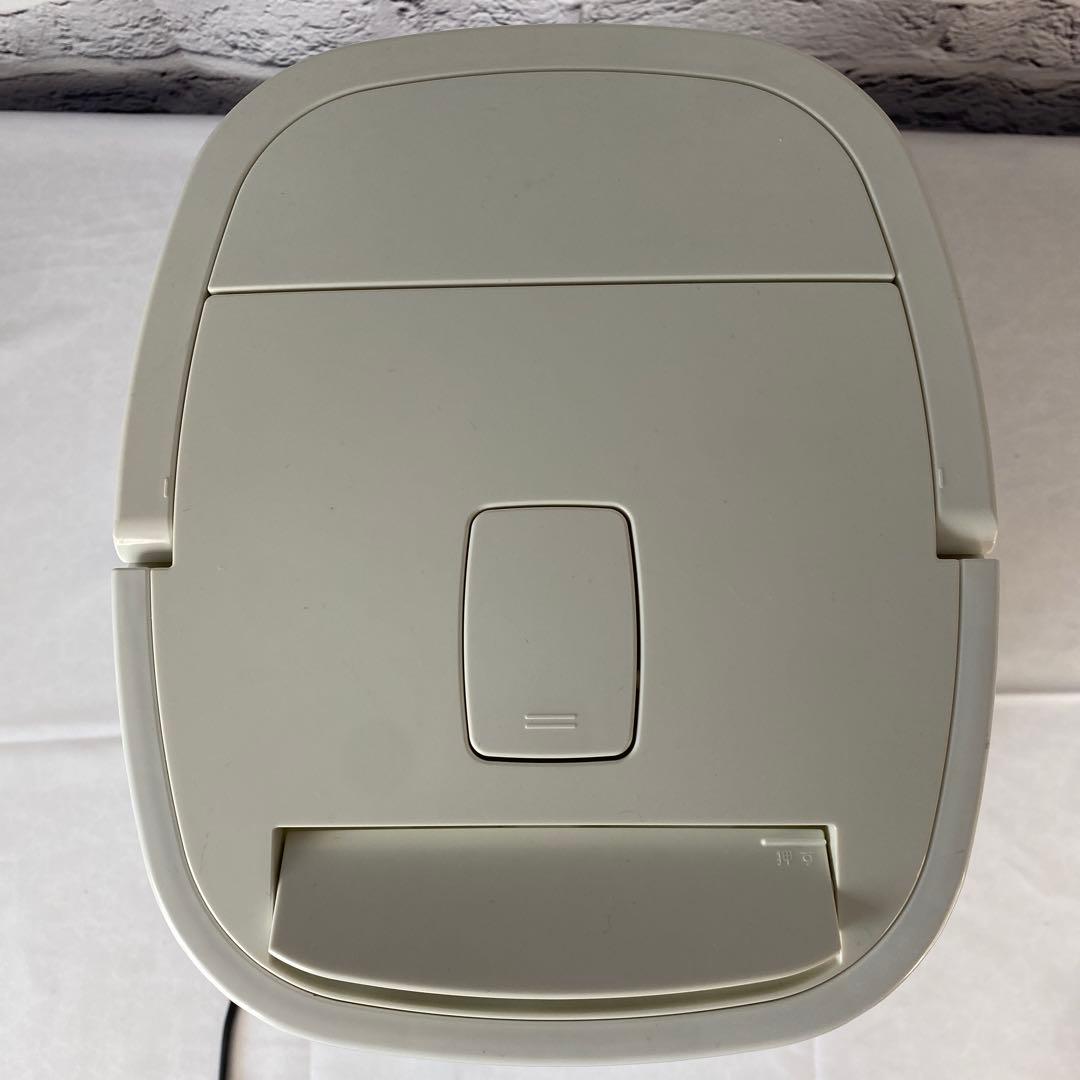 コロナ　ナノリフレ　CNR-400B 美顔器　置き型加湿器消臭　ホワイト