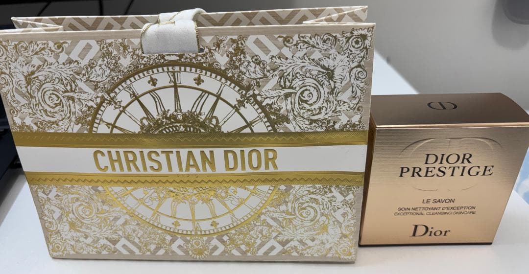 Dior ディオール　プレステージ　ル　サヴォン　洗顔石鹸　110g　新品