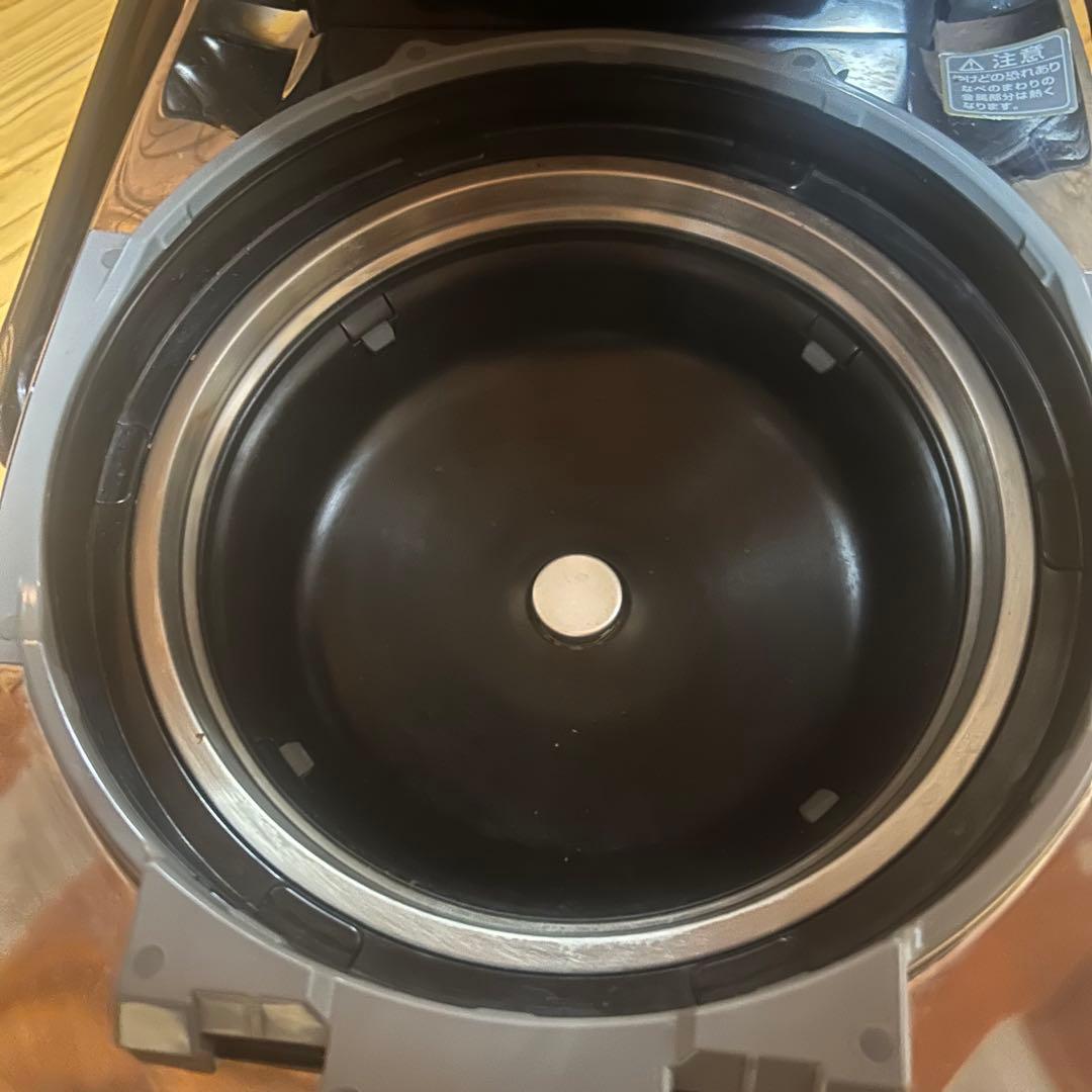 象印 圧力IH炊飯ジャー NW-AT10 極め羽釜　ZOJIRUSHI