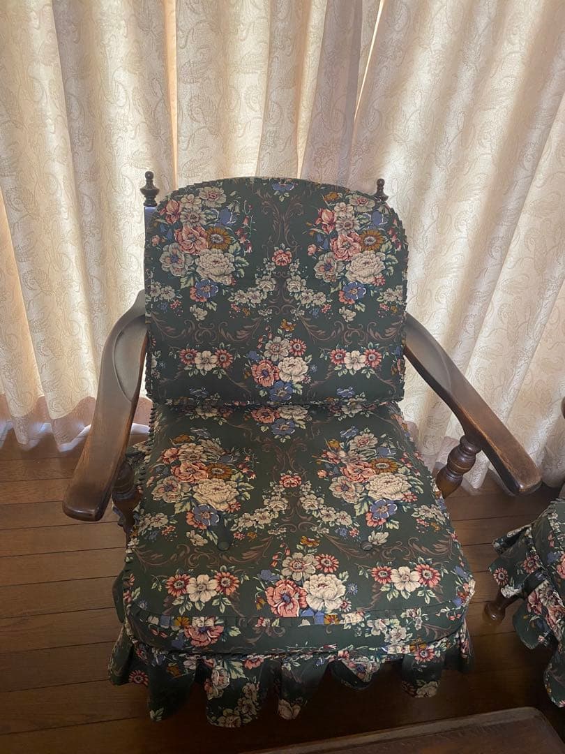 【Okami】飛騨の家具　両手摺つき　1脚