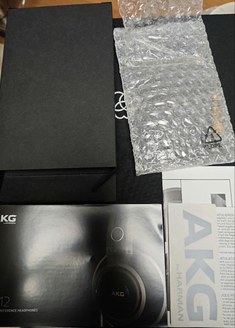 ヘッドホン AKG K812 Y3