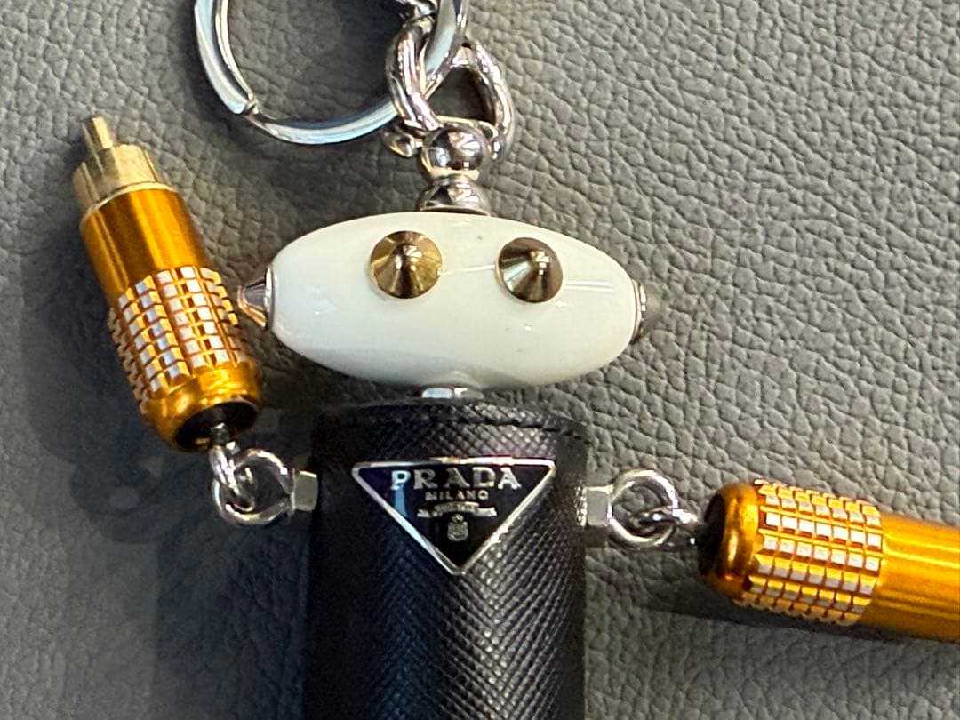 【心斎橋店】プラダ　チャーム　 キートリック ロボット　ブラック 2TR030