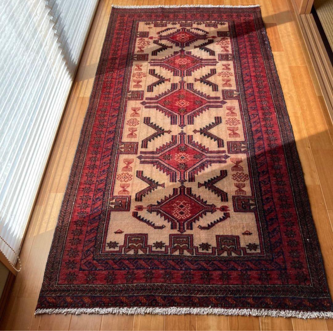 お洒落なヴィンテージラグ★トライバルラグ　バルーチ