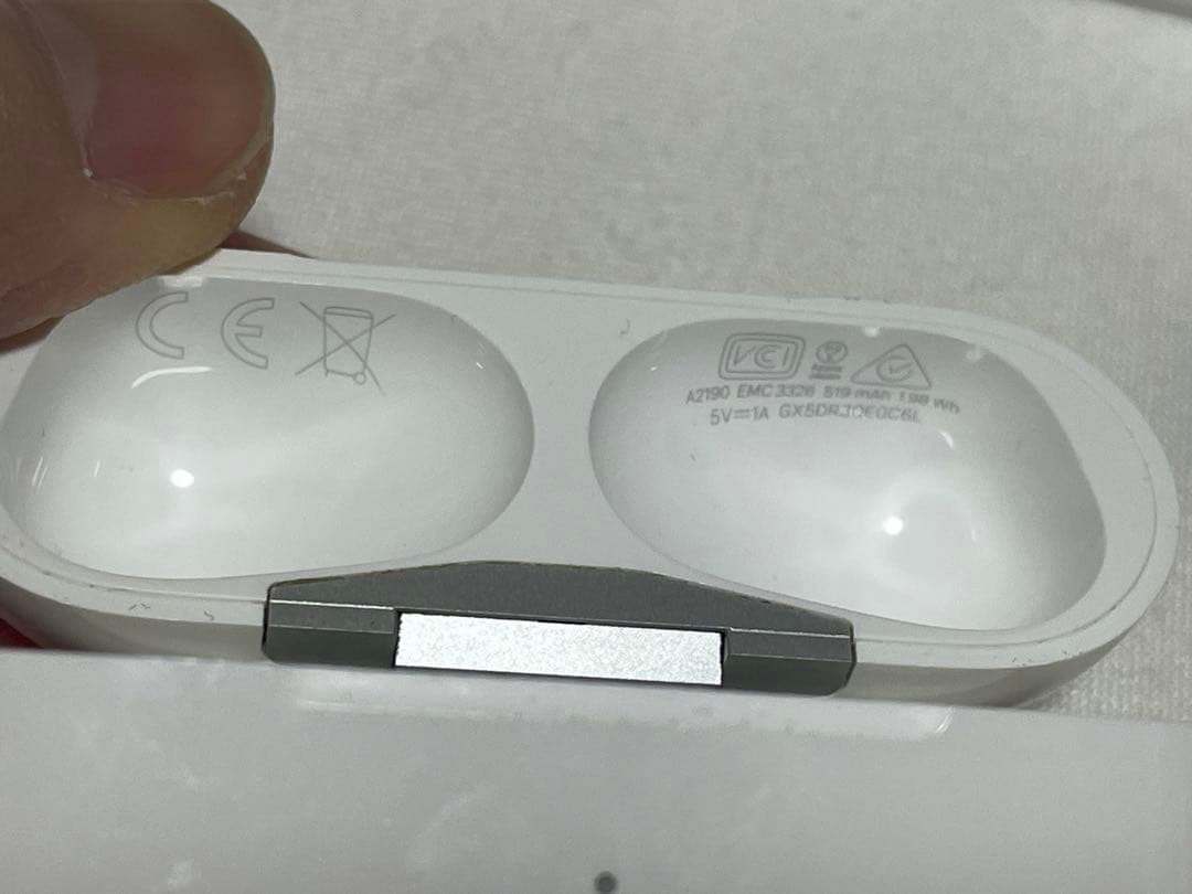 ケース付　AirPods Pro1（第1世代）MWP22J/A