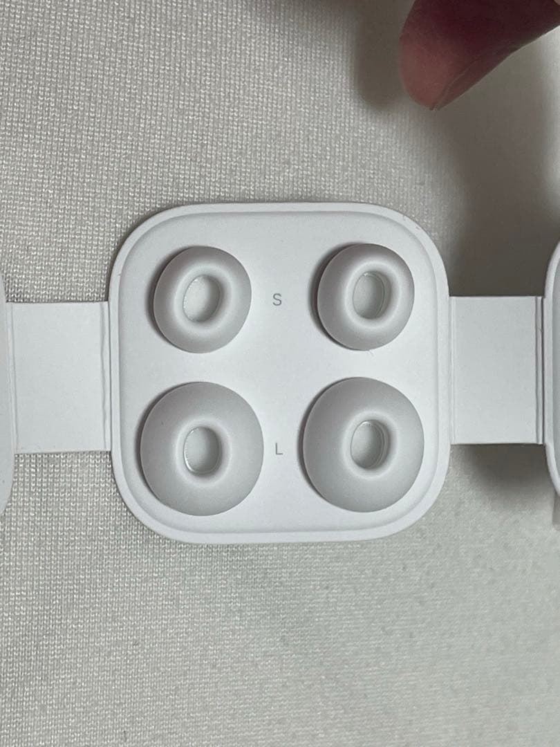 ケース付　AirPods Pro1（第1世代）MWP22J/A