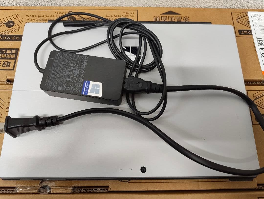 【バッテリー◎】Surface Pro6（i5/8GB/128GB）