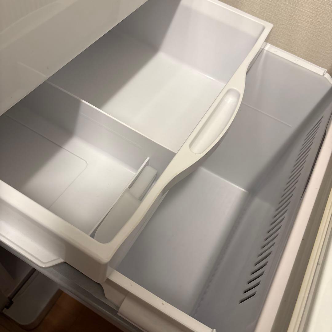 冷蔵庫　日立　R-S30AMV 容量300L ファミリータイプ　送料込み