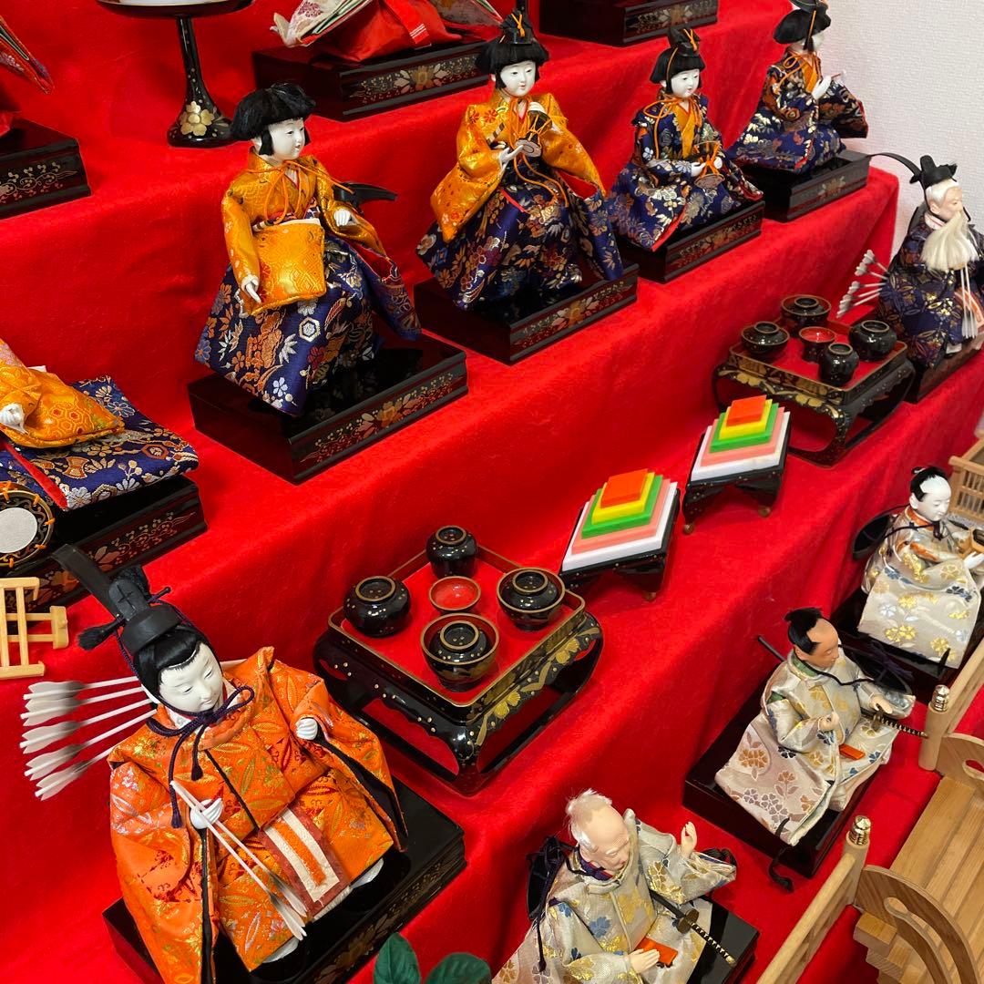 伝統的な雛人形セット　7段