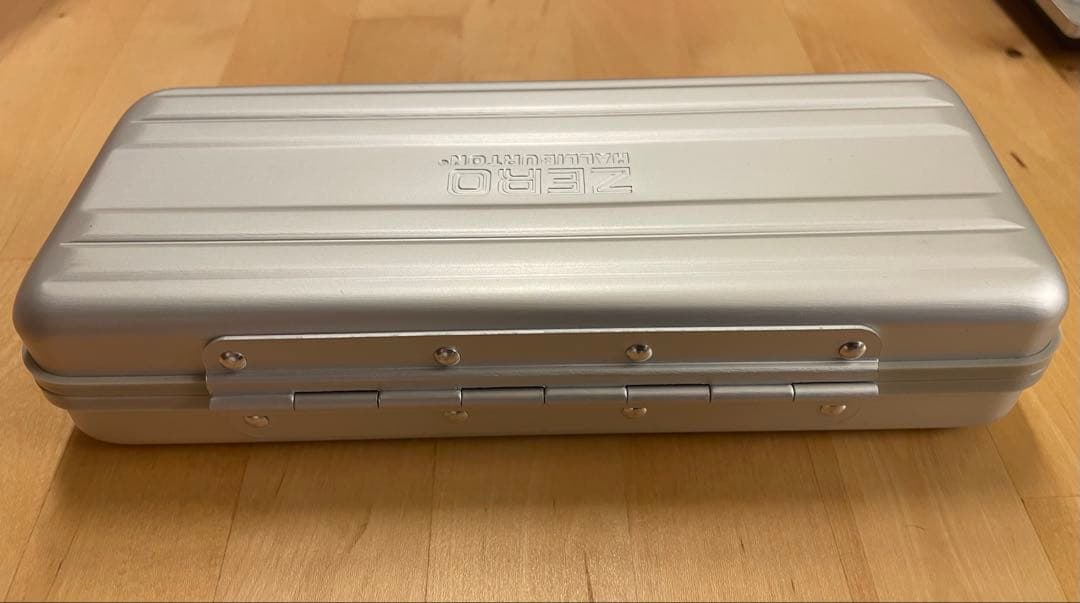 ZERO HALLIBURTON シルバー眼鏡ケース　おまけ付き