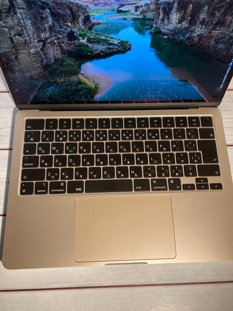 8GB13インチ MacBookAirM 3