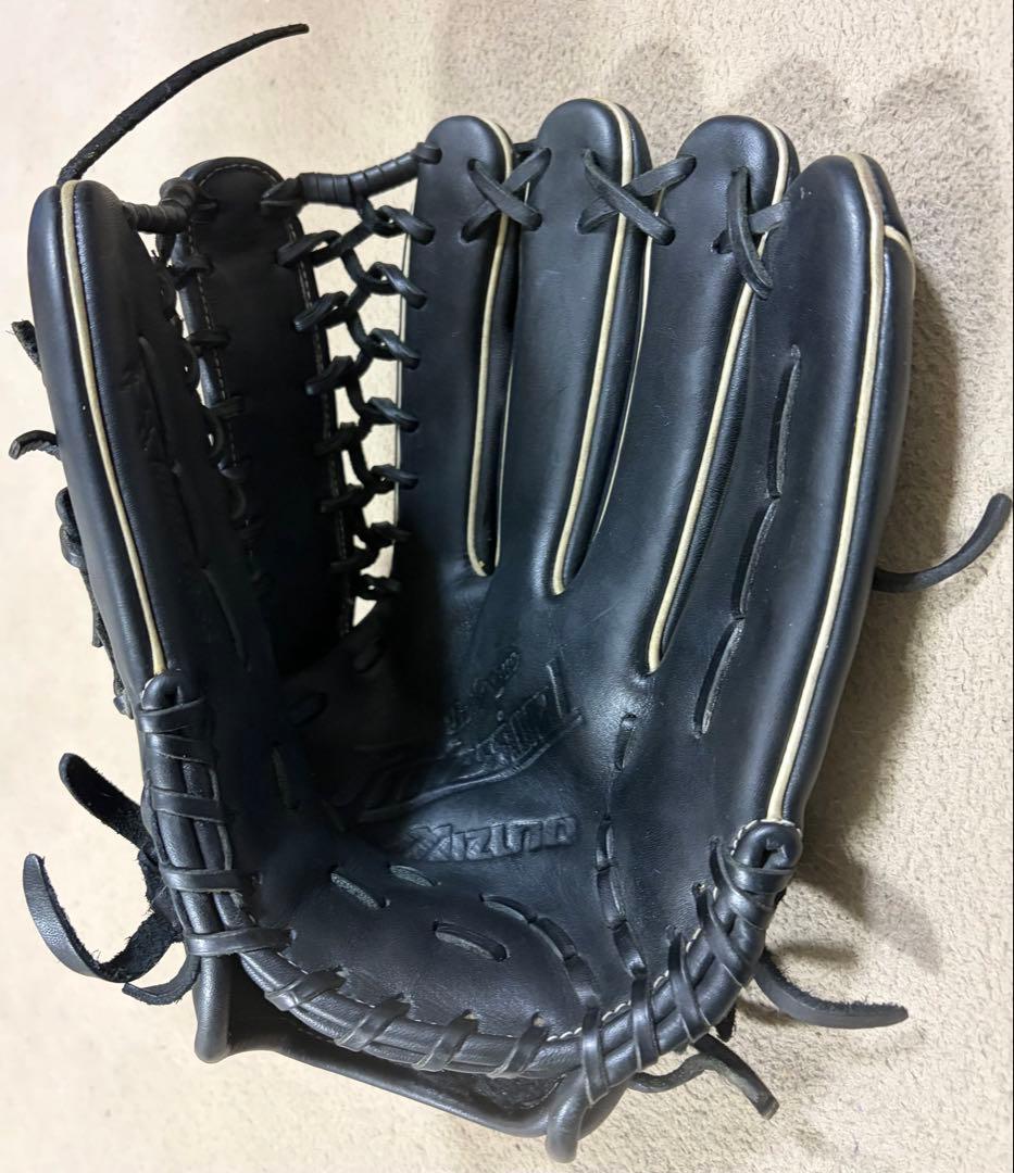 ミズノ イチローモデル 白ラベル 外野用 旧ラベル 状態良好