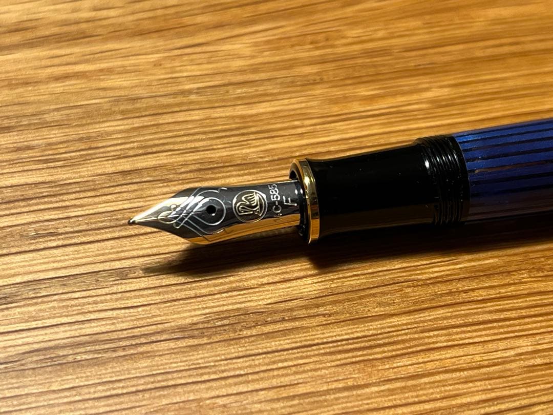 Pelikan 万年筆 スーベレーン M400 ブルーストライプ F【最終価格】