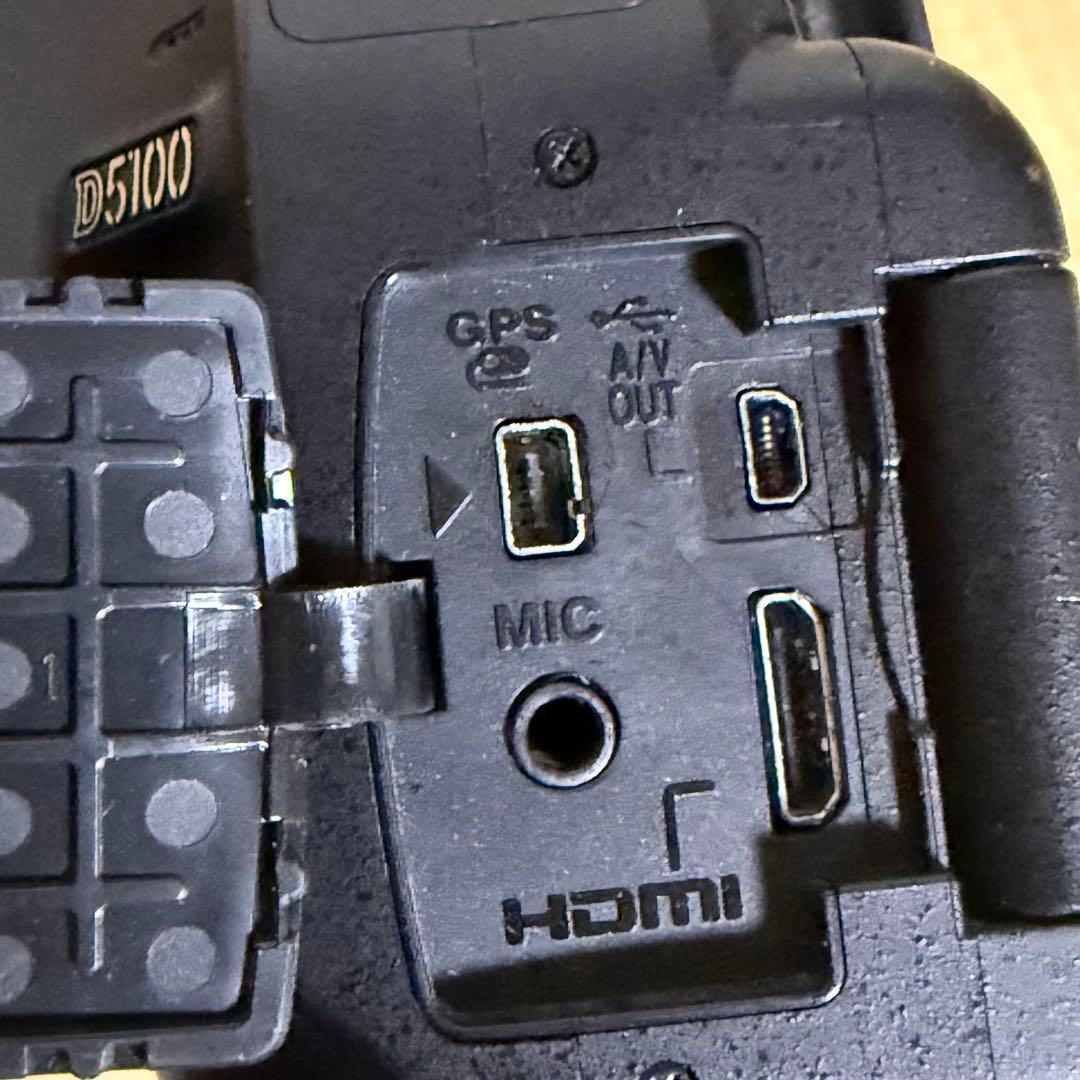 【訳あり】Nikon D5100 デジタル一眼レフカメラ