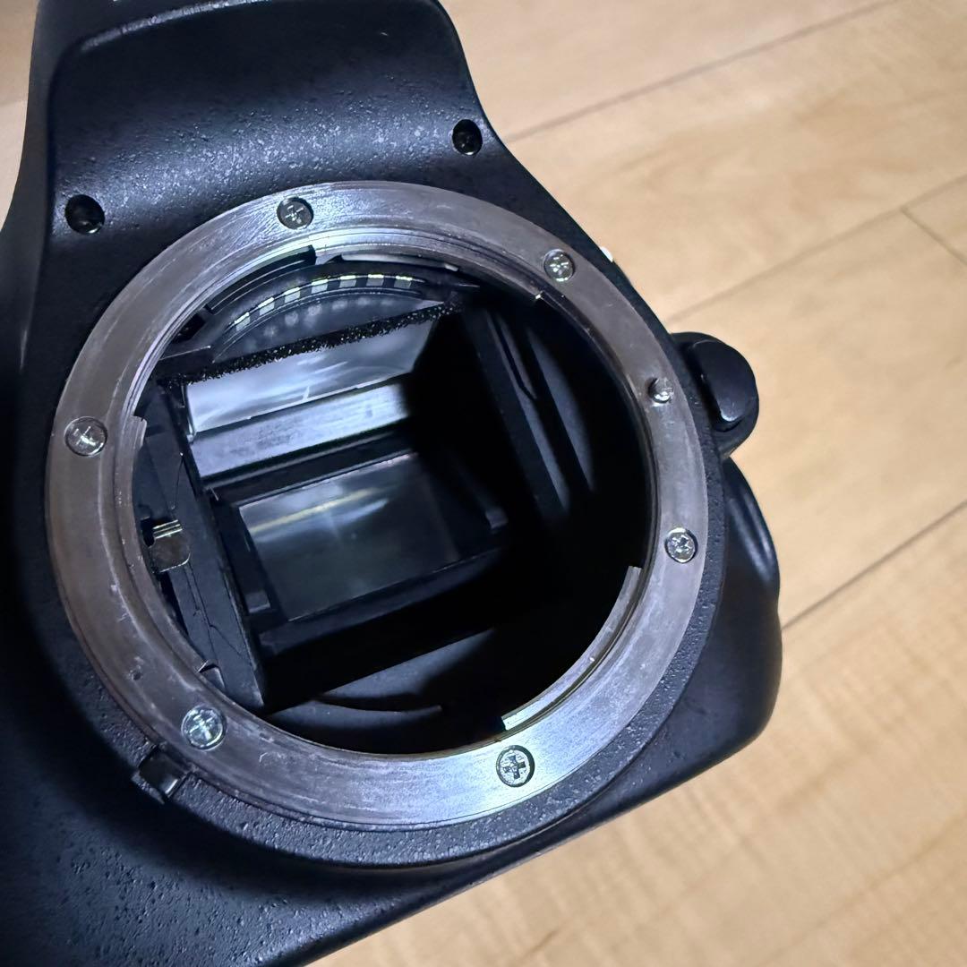 【訳あり】Nikon D5100 デジタル一眼レフカメラ