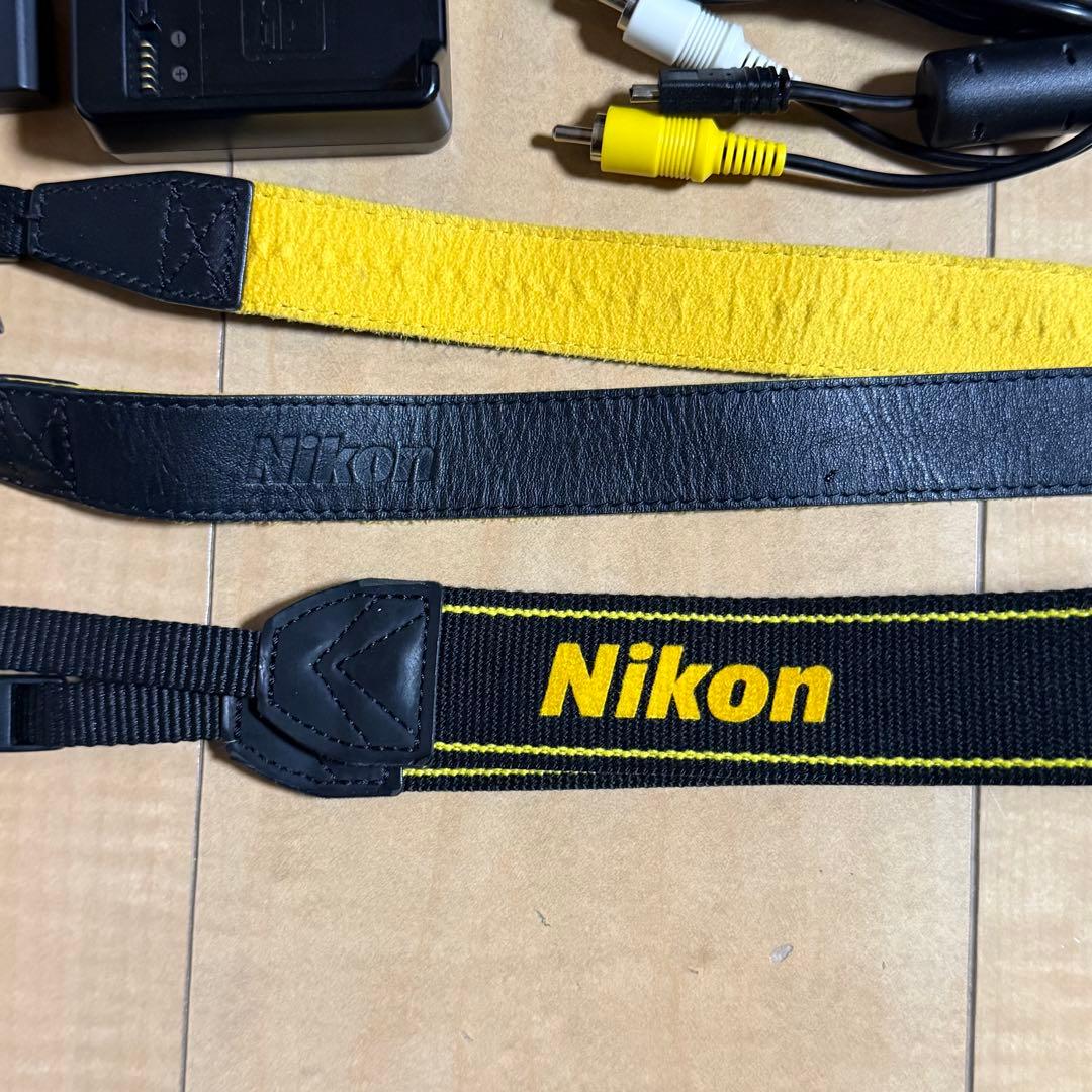 【訳あり】Nikon D5100 デジタル一眼レフカメラ