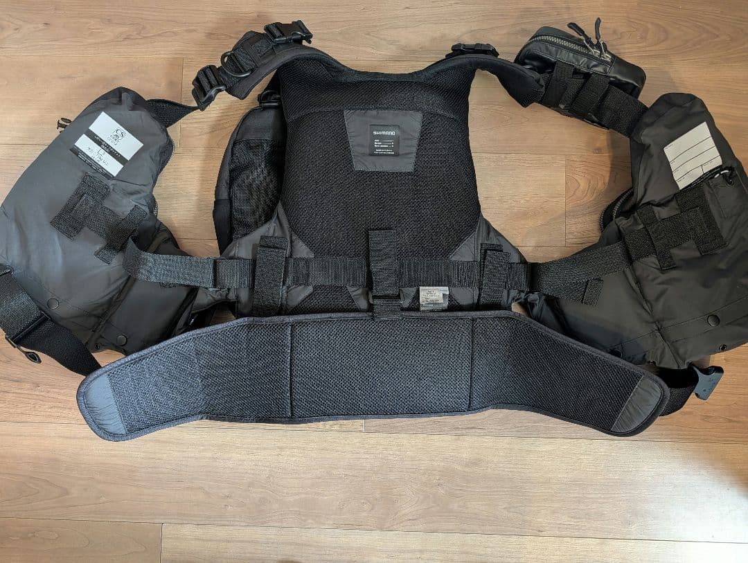 シマノサーフトリッパーベスト　VF-275W Lサイズ