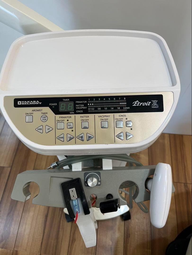 美品　タカラベルモント エトロワヴァン ノーブル BM-FT401N 複合美顔器