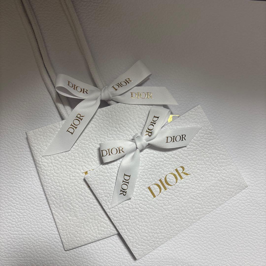 ☆DIOR☆ディオールアディクト リップ グロウ オイル&キーリングギフトセット