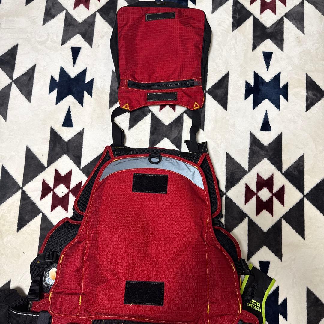 なおやんぬ　マズメライフジャケット レッド LEDライト付き