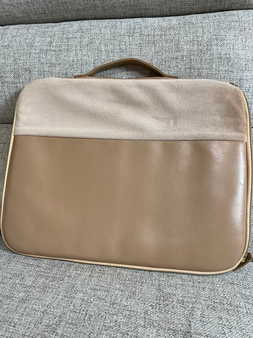 MacBook AirM2チップ/スターライト13.6インチ➕付属品