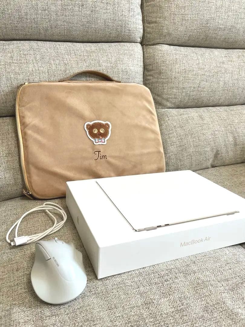 MacBook AirM2チップ/スターライト13.6インチ➕付属品