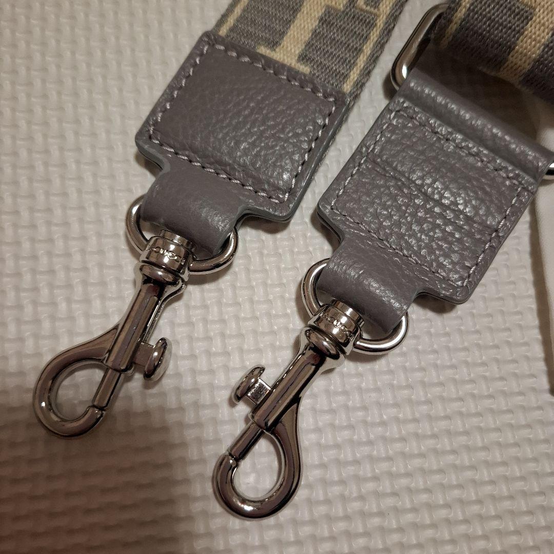 イアクッチ アルマ ベルト NASTRO ライトグレー ショルダー