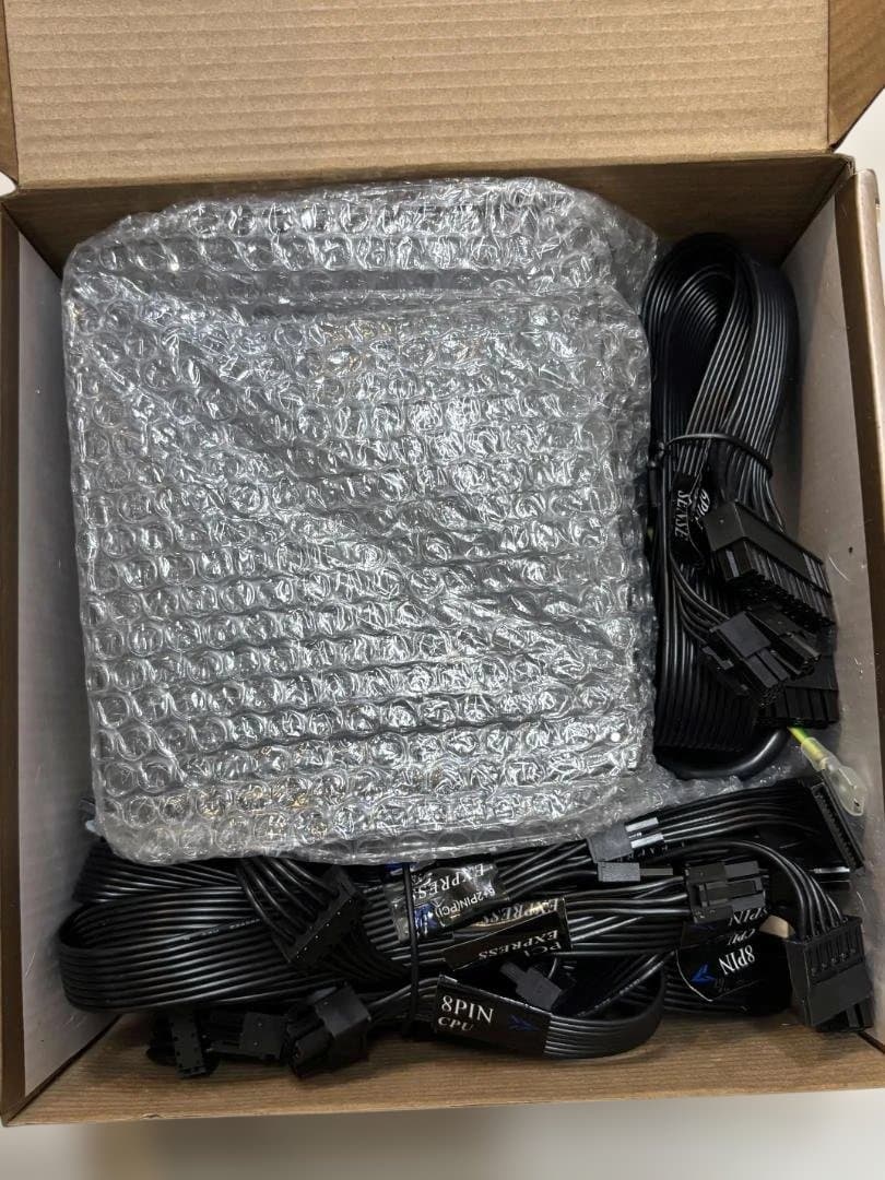 玄人志向 KRPW-GK750W/90+ 750W 電源ユニット