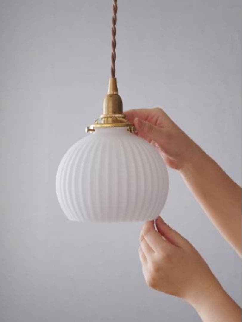 ヴィンテージ風ペンダントライト ホワイト